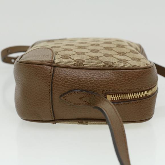 GUCCI Bree Shoulder Bag - Picture 11 of 16